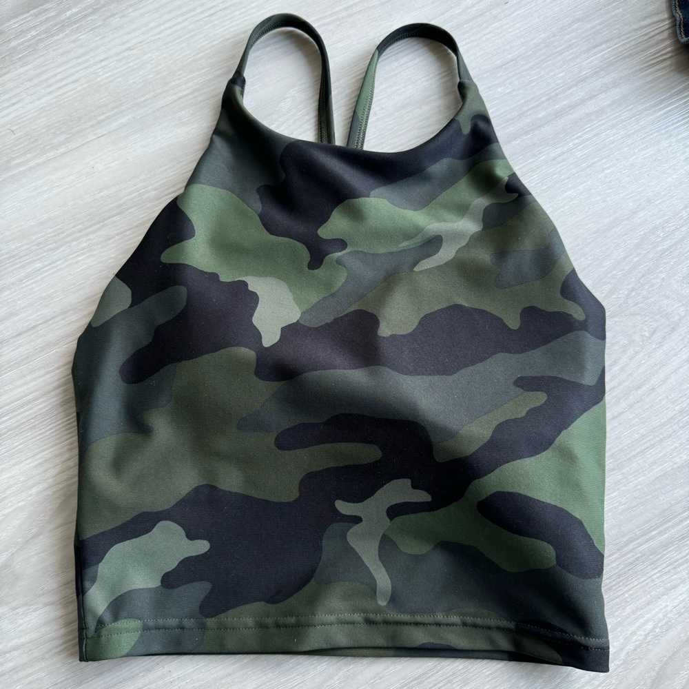 Old Navy workout cropped tank